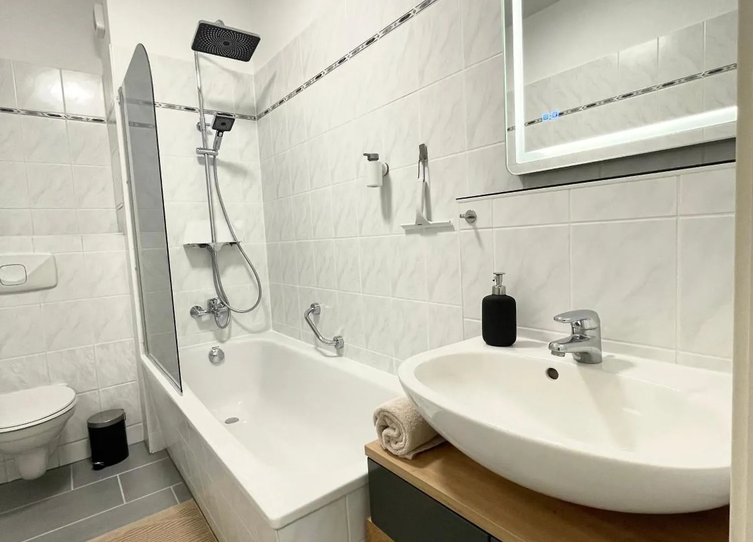 Parkside City Apartment - Leipzig Zentrum - Netflix